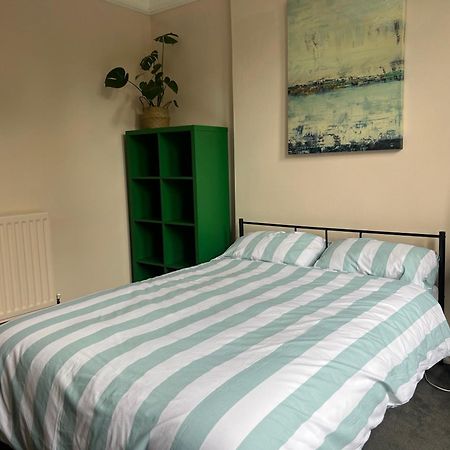 Apartamento Bohemian Rhapsody St Leonards-on-Sea Exterior foto